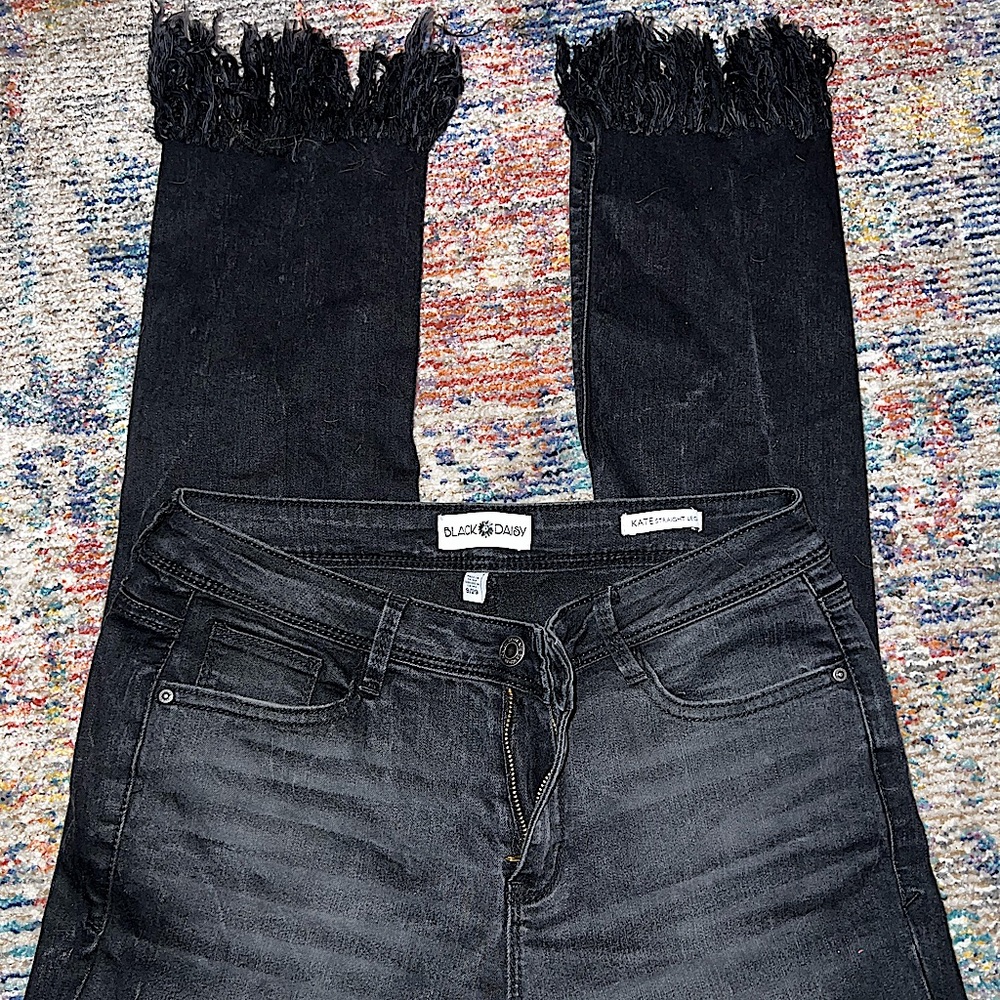 Black Daisy Fray Jeans